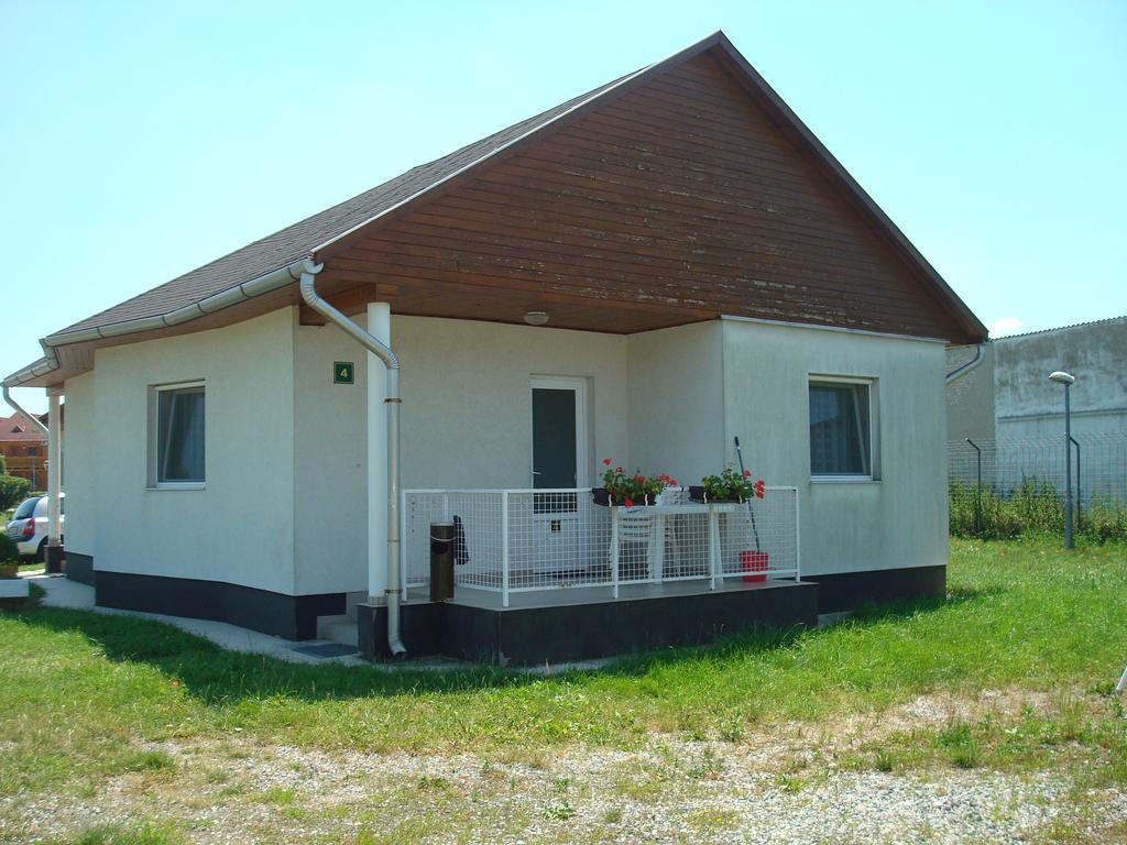 Termal Kemping Apartmanok Tiszaújváros Kültér fotó
